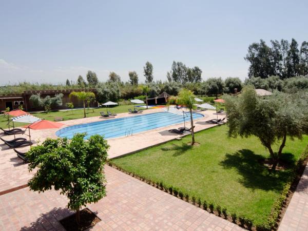 Palais Riad Berbère : photo 6 de la chambre chambre double deluxe (2 adultes + 1 enfant)