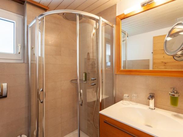 22 Summits Apartments : photo 1 de la chambre studio