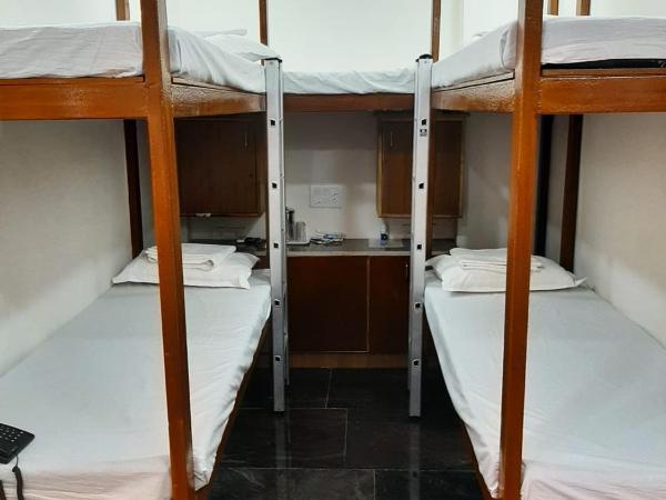 BAY INN : photo 9 de la chambre dortoir mixte