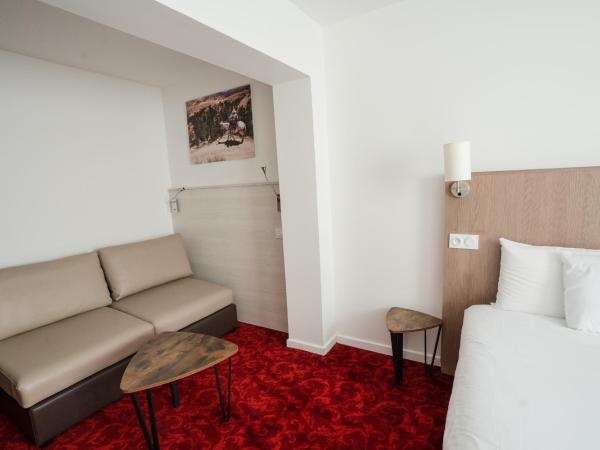 Kyriad Cholet : photo 7 de la chambre chambre double supérieure