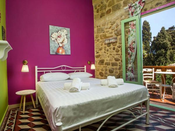 Attiki Hotel : photo 1 de la chambre chambre double avec balcon