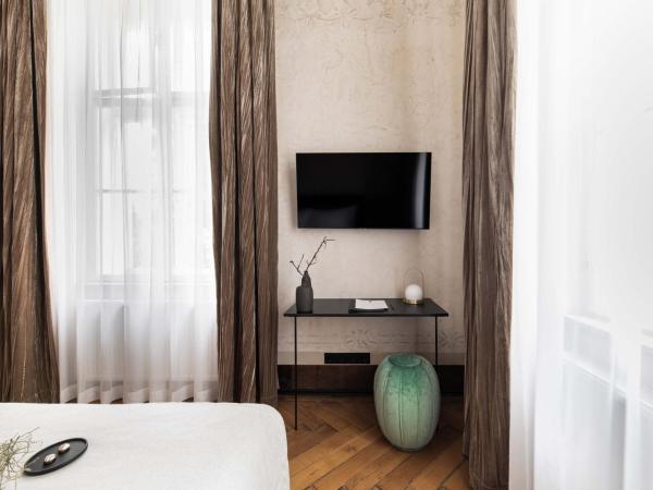 Zola Hotel - Palais de Bohème Adults Only : photo 3 de la chambre suite 2 chambres