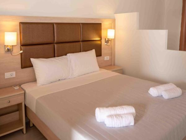 LAGUNA HOLIDAY RESORT : photo 4 de la chambre chambre double supérieure