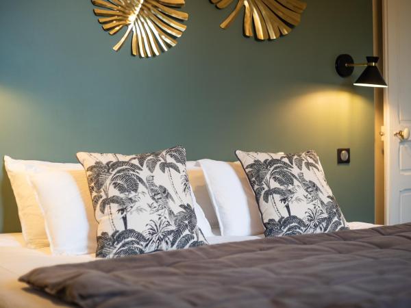 Edouard & Louise - Chambres d'hôtes : photo 3 de la chambre suite familiale