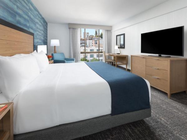 Hotel Caza Fisherman's Wharf : photo 7 de la chambre chambre lit king-size - vue sur ville
