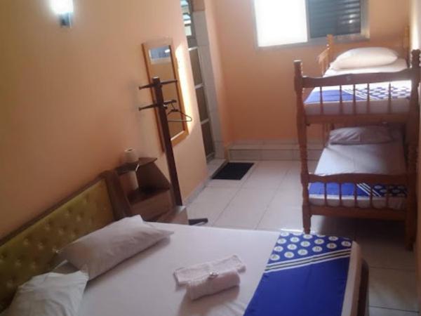 OYO Hotel Macedo : photo 4 de la chambre chambre quadruple standard