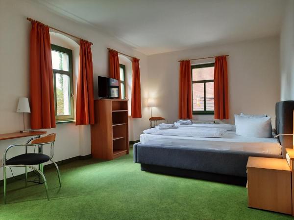 Gutshof Hauber : photo 3 de la chambre chambre double avec salle de bains privative