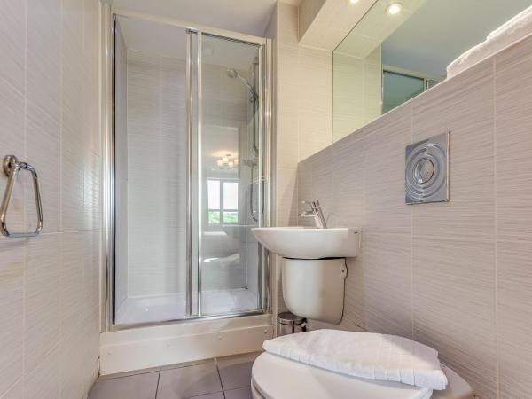 Roomzzz Leeds Headingley : photo 9 de la chambre appartement 2 chambres