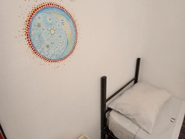 CASA ARTIGAS Hostel : photo 10 de la chambre chambre lits jumeaux supérieure