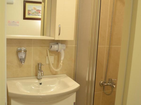 New Fatih Hotel : photo 7 de la chambre chambre simple standard