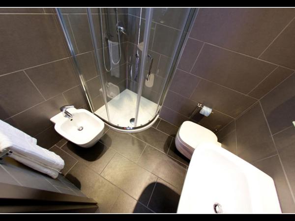 Fly Boutique Hotel : photo 8 de la chambre petite chambre double