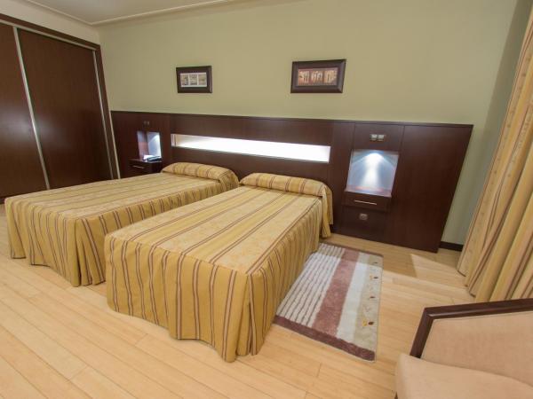 Hotel Los 5 Pinos : photo 10 de la chambre chambre lits jumeaux