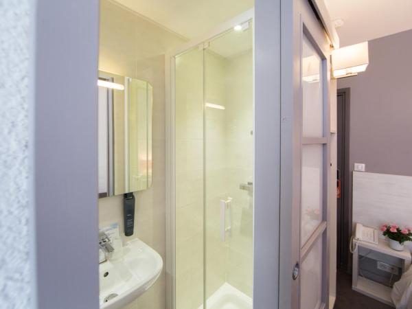 Hotel Cannes Croisette : photo 4 de la chambre chambre double Économique