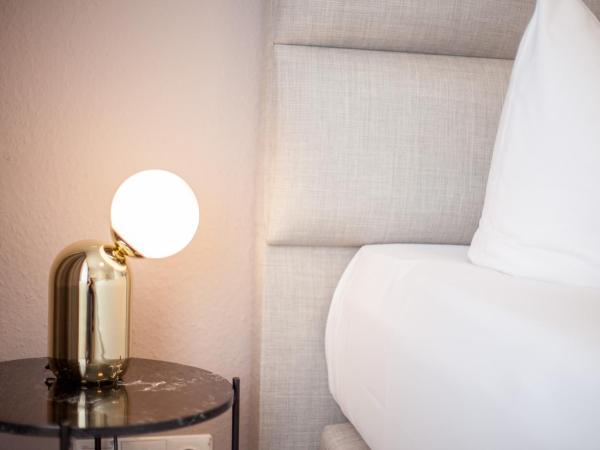 TM Hotel Düsseldorf : photo 6 de la chambre chambre double standard