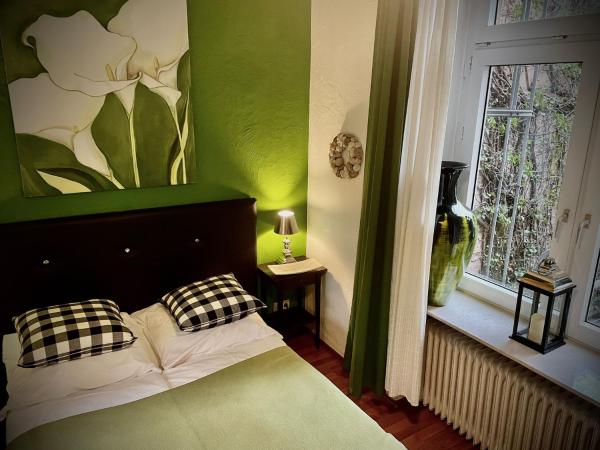 Hotel Am Volksgarten : photo 9 de la chambre chambre double basique