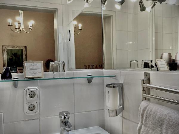 Hotel Am Volksgarten : photo 6 de la chambre chambre simple Économique