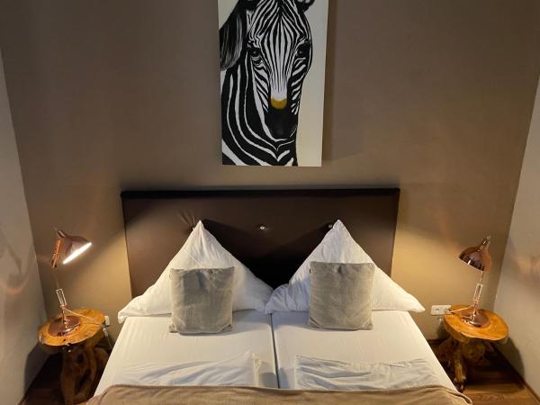 Hotel Am Volksgarten : photo 5 de la chambre chambre double standard