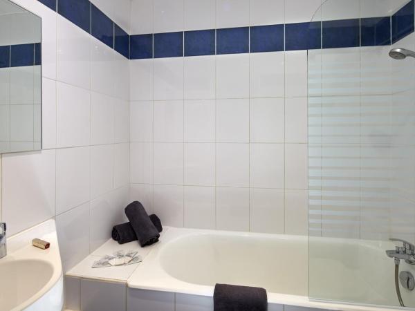 Grand Hotel Nouvel Opera : photo 1 de la chambre chambre lits jumeaux standard avec douche ou baignoire