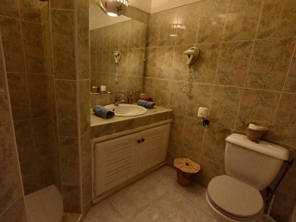 Les Tourmalines : photo 5 de la chambre chambre triple