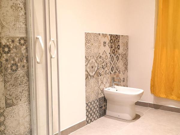Ai Vicerè : photo 10 de la chambre chambre standard avec salle de bains privative séparée
