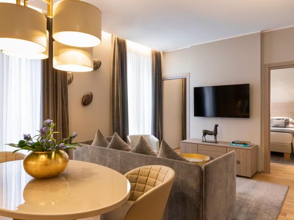 Rosa Grand Milano - Starhotels Collezione : photo 1 de la chambre appartement 2 chambres deluxe avec terrasse – vue sur dôme