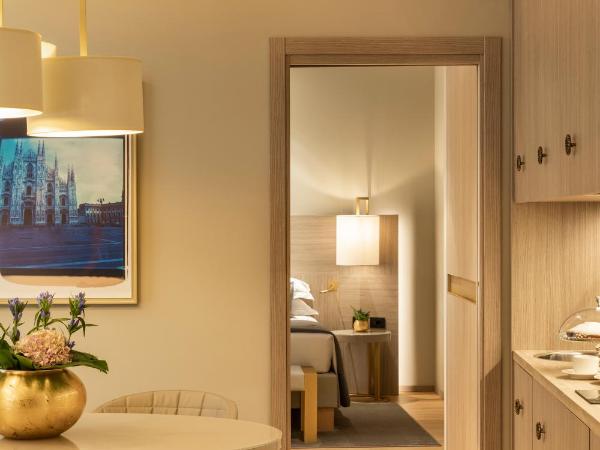 Rosa Grand Milano - Starhotels Collezione : photo 3 de la chambre appartement 1 chambre duomo avec terrasse