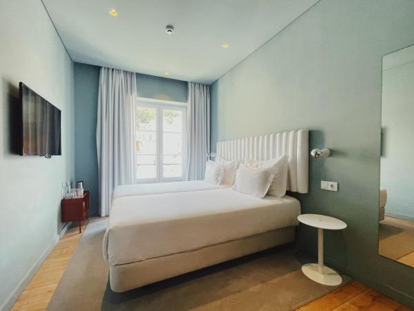 Esqina Cosmopolitan Lodge : photo 8 de la chambre chambre double ou lits jumeaux supérieure avec vue sur ville