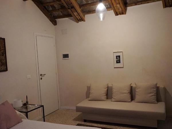 Residence Castello Venezia : photo 1 de la chambre suite junior
