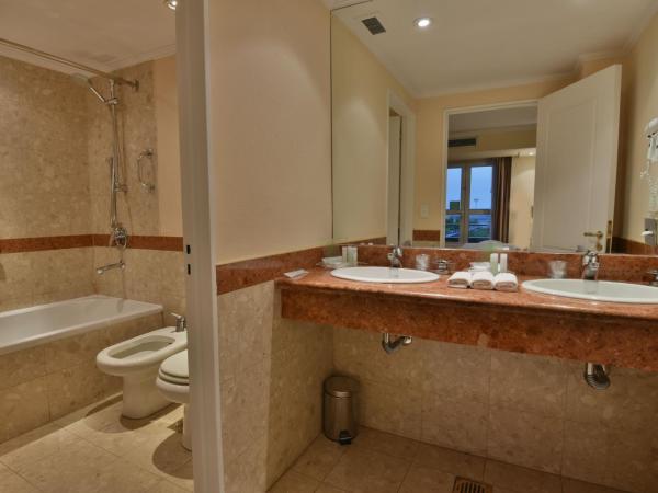 Holiday Inn Cordoba, an IHG Hotel : photo 9 de la chambre suite lit king-size - fumeurs