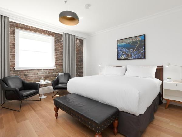 Victorian Hotel : photo 5 de la chambre chambre lit king-size héritage (salle de bains privative)