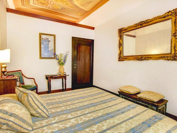 Palazzo Schiavoni Residenza d'epoca & Suite-Apartments : photo 10 de la chambre chambre double