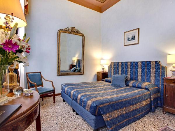 Palazzo Schiavoni Residenza d'epoca & Suite-Apartments : photo 2 de la chambre suite familiale 2 chambres