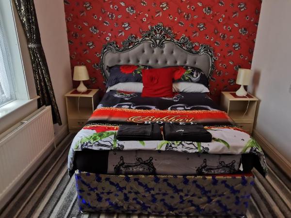 BUKHARI Hotel : photo 2 de la chambre chambre quadruple avec douche