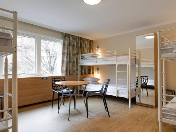 Göteborgs Mini-Hotel : photo 2 de la chambre family room with shared bathroom (6 adults)