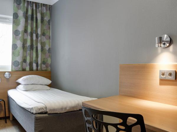 Göteborgs Mini-Hotel : photo 1 de la chambre chambre simple avec salle de bains commune