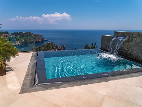 Isola Bella Infinity Suites : photo 4 de la chambre appartement supérieur avec piscine privée