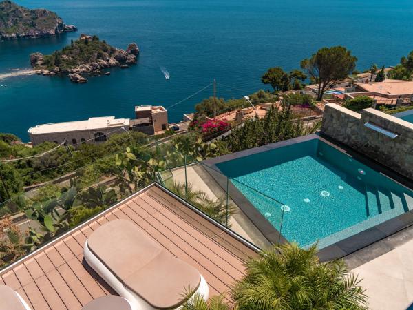 Isola Bella Infinity Suites : photo 8 de la chambre appartement supérieur avec piscine privée