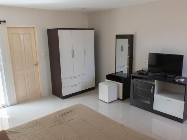 Suree Place Hostel : photo 2 de la chambre chambre double deluxe