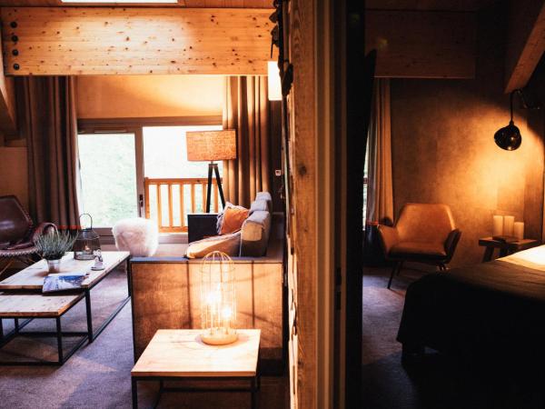 Hôtel L'Arboisie : photo 1 de la chambre suite prestige avec balcon