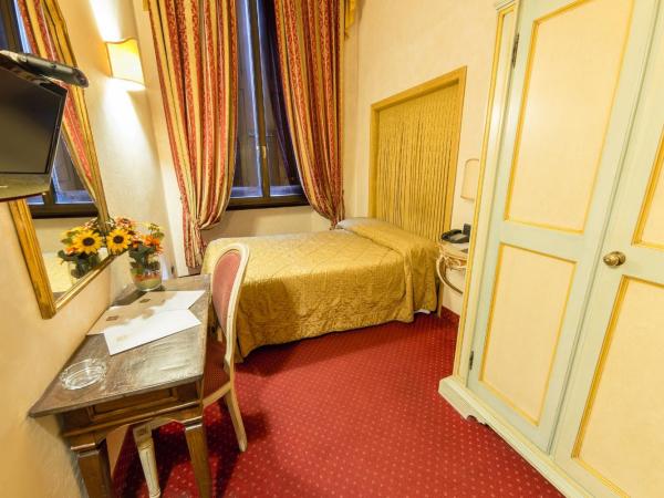 Hotel Paris : photo 3 de la chambre chambre double smart