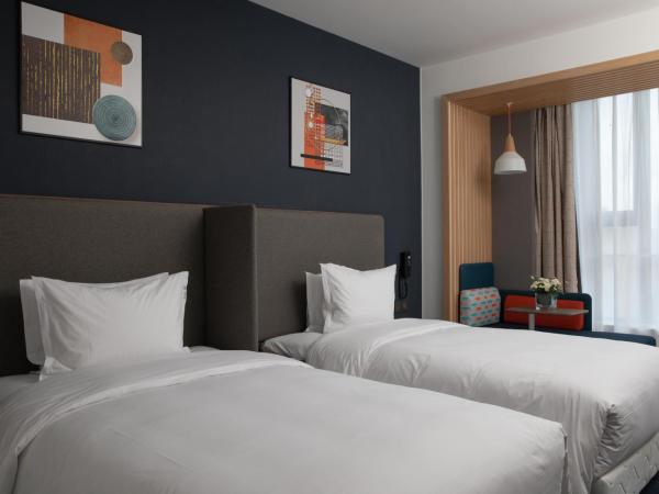 Holiday Inn Express Xi'an High Tech South, an IHG Hotel : photo 1 de la chambre chambre lits jumeaux standard - vue sur ville