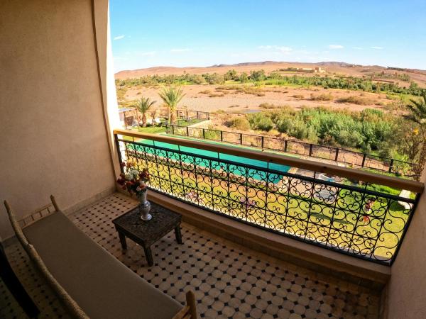 kasbah yu palace : photo 4 de la chambre chambre lits jumeaux - vue sur piscine