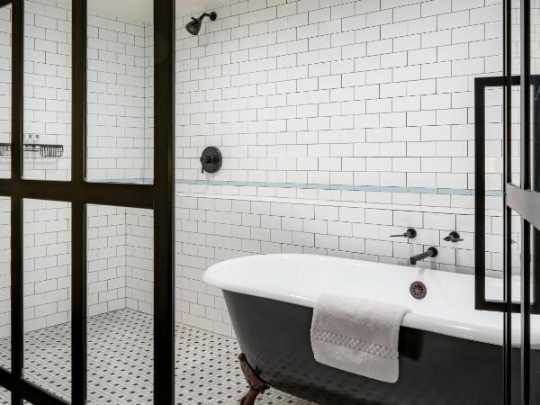 Hotel Theodore : photo 3 de la chambre suite