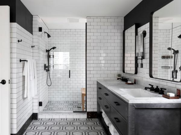 Hotel Theodore : photo 7 de la chambre the roosevelt suite