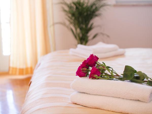 Villa Sveta Eufemija - Bed and breakfast : photo 7 de la chambre chambre triple (2-3 personnes)