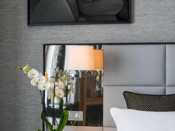 Sofitel Paris Baltimore Tour Eiffel : photo 7 de la chambre suite junior avec lits jumeaux