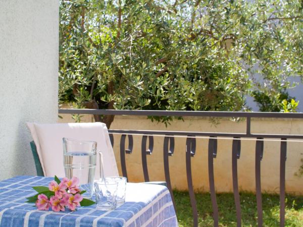 Villa Sveta Eufemija - Bed and breakfast : photo 8 de la chambre chambre double ou lits jumeaux