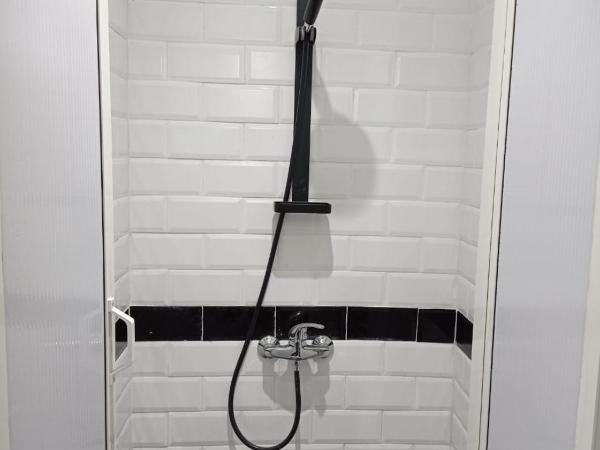 Stork Marrakech Luxury Hostel : photo 5 de la chambre lit superposé dans dortoir pour femmes