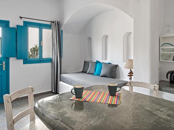 Alizea Villas & Suites : photo 4 de la chambre grande suite avec bassin profond