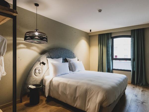 Le Garage Biarritz Hôtel : photo 1 de la chambre atelier suite - partial ocean view